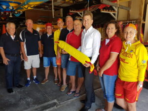 Read more about the article Bleijie backs local surf lifesavers